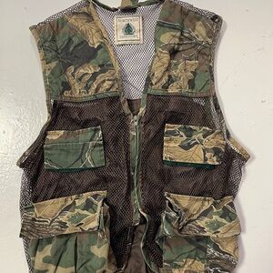 Northwest Territory Green Camouflage Outdoor Vest